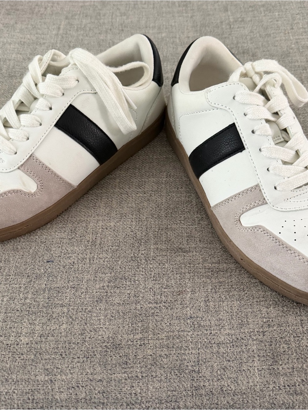 Women's White Sneakers with Stripe and Beige Suede Trim